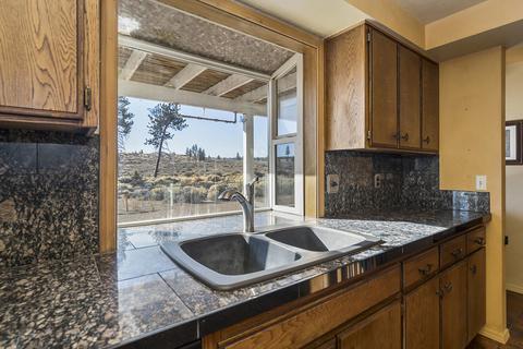 22195 Calgary Dr, Bend, OR 97702 photo 18