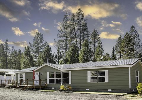 1334 Hackett Dr, La Pine, OR 97739 photo 1