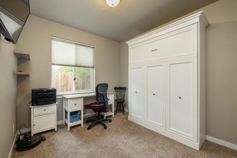 61806 Azalia Pl, Bend, OR 97702 photo 6