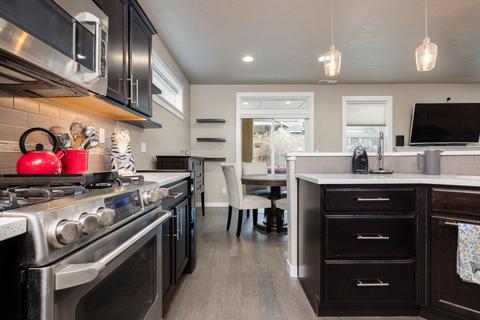 61806 Azalia Pl, Bend, OR 97702 photo 13