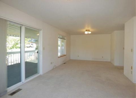 229 Sky Crest Dr, Grants Pass, OR 97527 photo 12