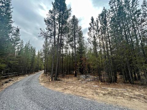 15725 Friendly St, La Pine, OR 97739 photo 6