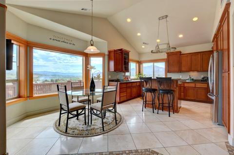 805 Amerman Dr, Phoenix, OR 97535 photo 6