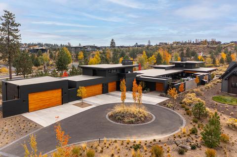 61548 Hardin Martin Ct, Bend, OR 97702