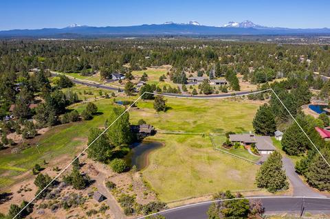 63955 E Quail Haven Dr, Bend, OR 97703 photo 4