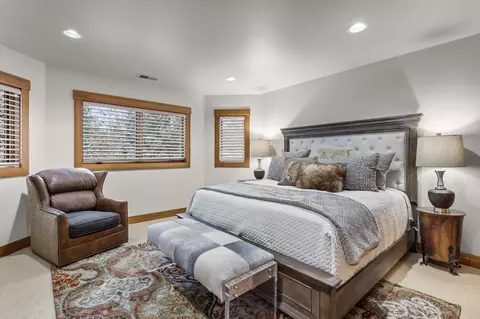 60475 Sunset View Dr, Bend, OR 97702 photo 35