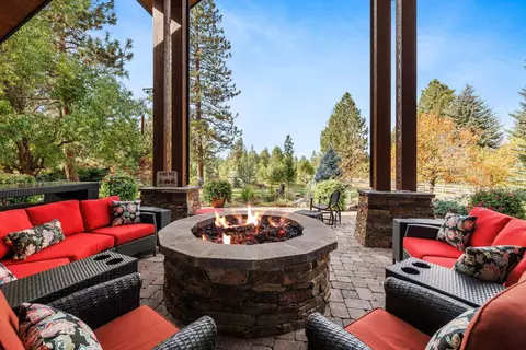 60475 Sunset View Dr, Bend, OR 97702 photo 93