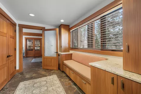 60475 Sunset View Dr, Bend, OR 97702 photo 54