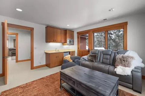 60475 Sunset View Dr, Bend, OR 97702 photo 67