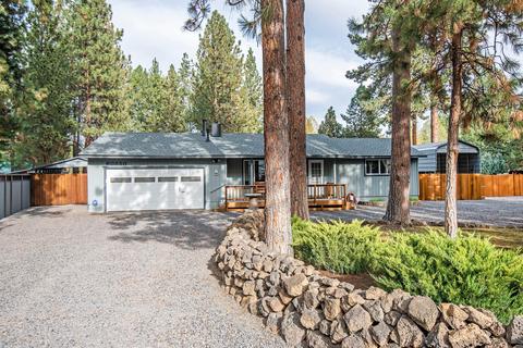 60850 Ruby Pl, Bend, OR 97702 photo 2