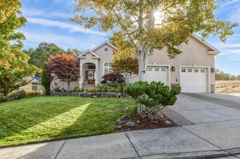 442 Quail Run, Eagle Point, OR 97524 photo 1
