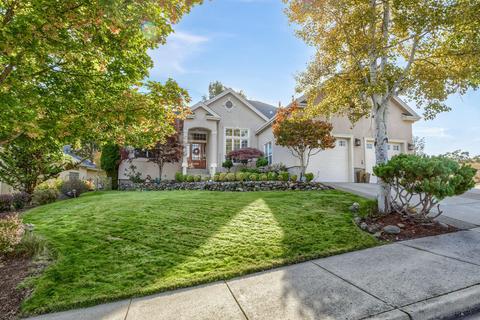 442 Quail Run, Eagle Point, OR 97524 photo 2