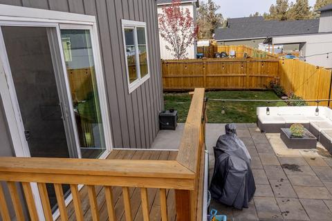 64592 Strickler Ave, Bend, OR 97703 photo 5