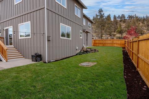64592 Strickler Ave, Bend, OR 97703 photo 4