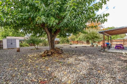 24 Bosc Way, Eagle Point, OR 97524 photo 13