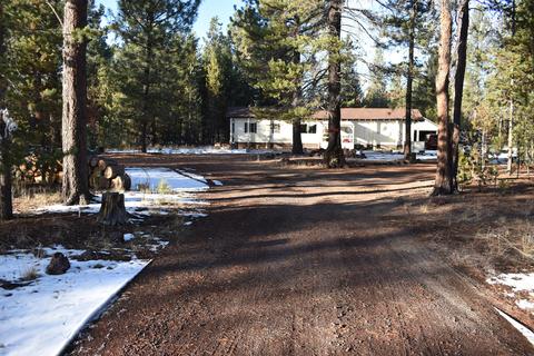 1375 Rector Dr, La Pine, OR 97739 photo 1