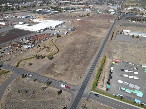 601 E Antler Ave #LOT 3, Redmond, OR 97756