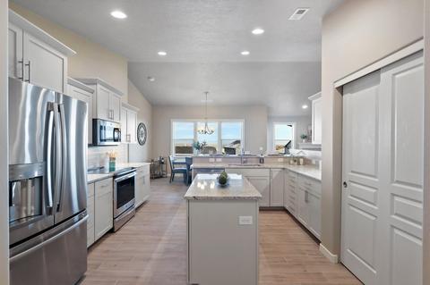 56223 Marsh Hawk Rd, Bend, OR 97707 photo 6