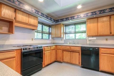 719 SE M St, Grants Pass, OR 97526 photo 11