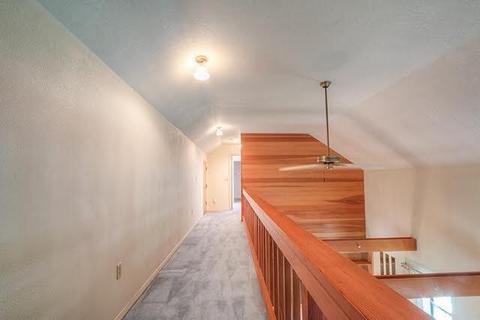 719 SE M St, Grants Pass, OR 97526 photo 13