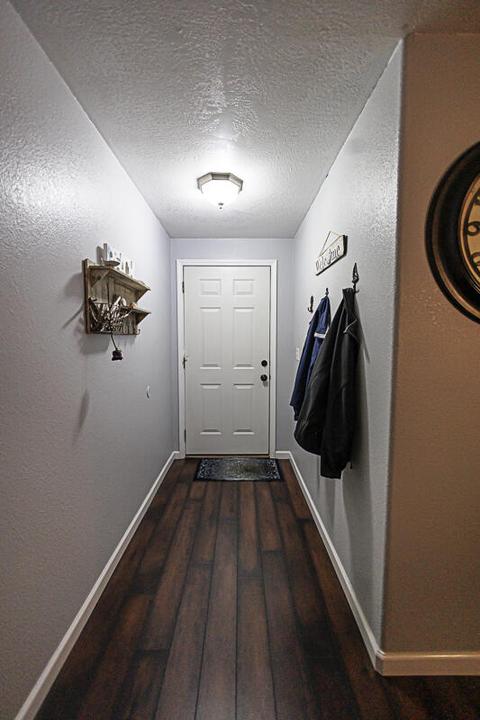 439 Crystal Dr, Eagle Point, OR 97524 photo 4
