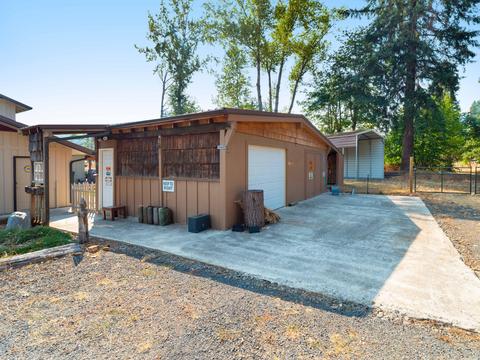 375 Eakin Rd, Azalea, OR 97410 photo 24