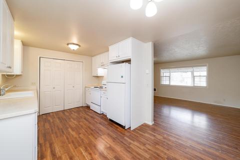 2416 NE Ocker Dr, Bend, OR 97701 photo 16