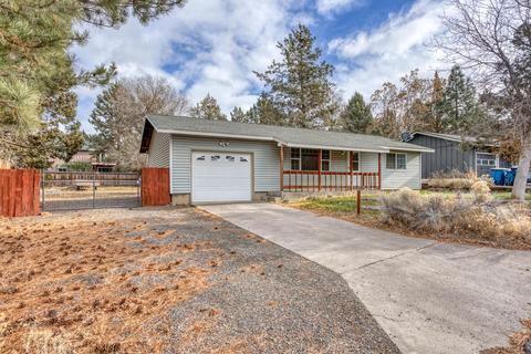 2416 NE Ocker Dr, Bend, OR 97701 photo 2
