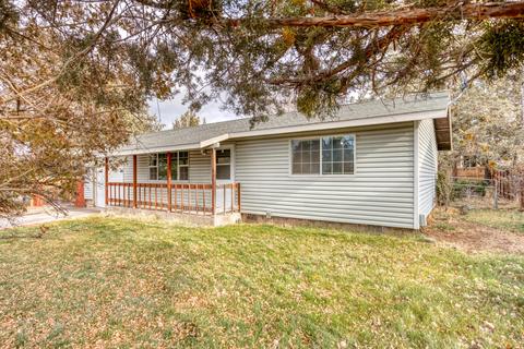 2416 NE Ocker Dr, Bend, OR 97701 photo 3