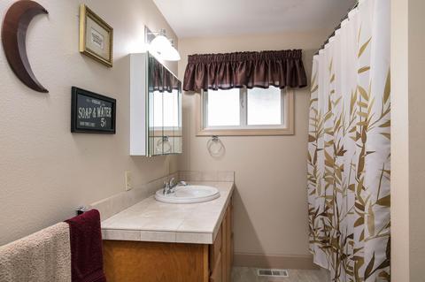 24020 Skywagon Dr, Bend, OR 97701 photo 16