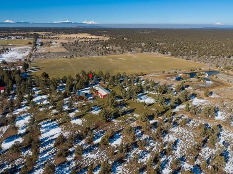 24020 Skywagon Dr, Bend, OR 97701 photo 47