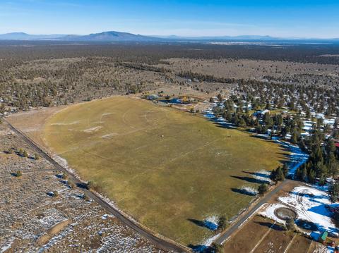 24020 Skywagon Dr, Bend, OR 97701 photo 45
