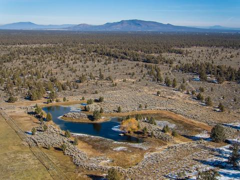 24020 Skywagon Dr, Bend, OR 97701 photo 35