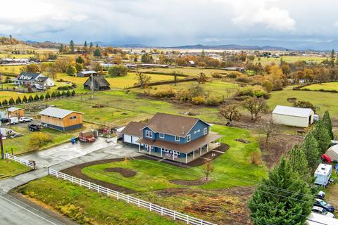185 Highway 234, Eagle Point, OR 97524 photo 3