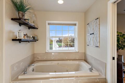 185 Highway 234, Eagle Point, OR 97524 photo 21