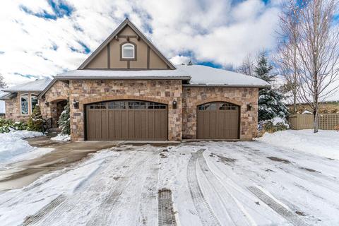 19426 Golden Meadow Loop, Bend, OR 97702 photo 2
