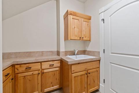 19426 Golden Meadow Loop, Bend, OR 97702 photo 23