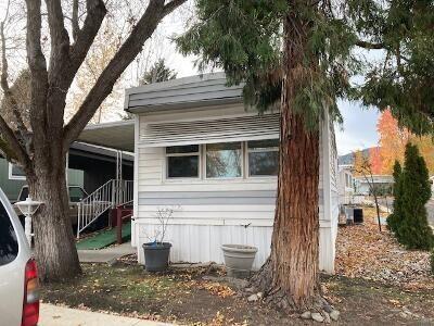 1055 N 5th St #39, Jacksonville, OR 97530