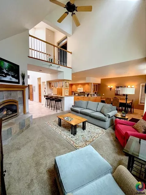 57086 Peppermill Cir #36-D, Sunriver, OR 97707