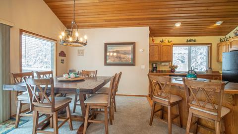 17880 Flat Top Ln, Sunriver, OR 97707 photo 4