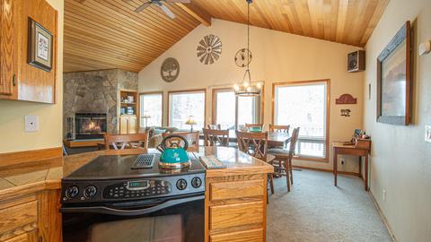 17880 Flat Top Ln, Sunriver, OR 97707 photo 8