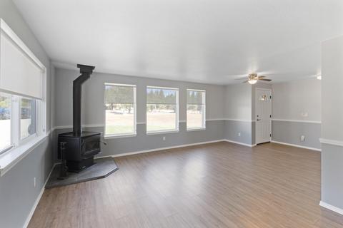 437 Stringer Gap Rd, Grants Pass, OR 97527 photo 11