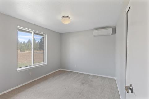 437 Stringer Gap Rd, Grants Pass, OR 97527 photo 13