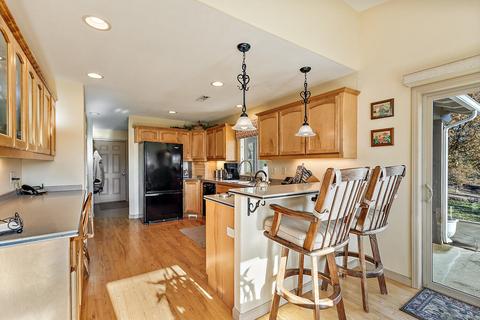 726 Busch Rd, Trail, OR 97541 photo 15