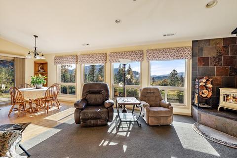726 Busch Rd, Trail, OR 97541 photo 10