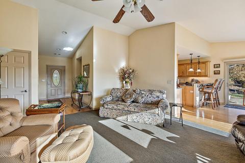 726 Busch Rd, Trail, OR 97541 photo 7