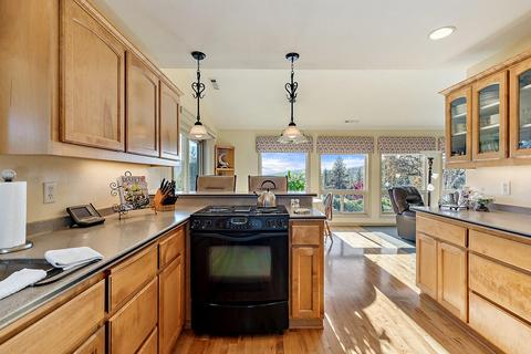 726 Busch Rd, Trail, OR 97541 photo 17