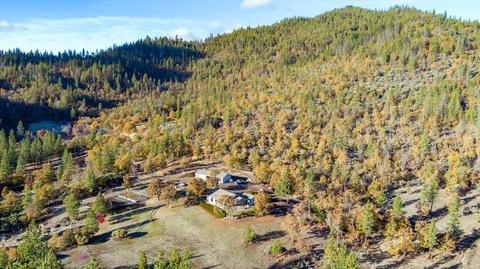 726 Busch Rd, Trail, OR 97541