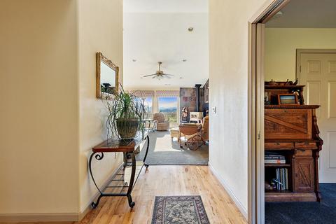 726 Busch Rd, Trail, OR 97541 photo 5