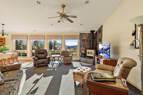 726 Busch Rd, Trail, OR 97541 photo 8